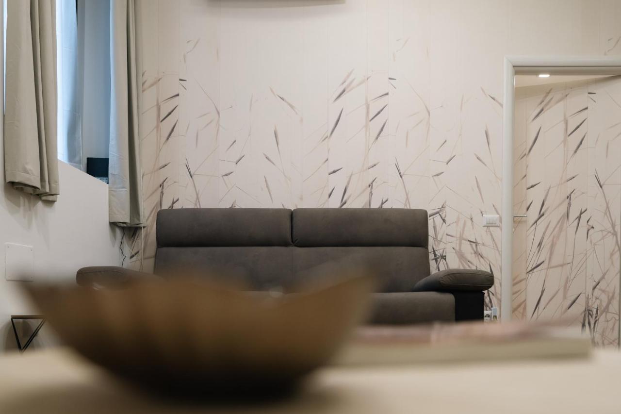 L Arche Comfort & Relax Brown Home Di Via Varesina 米兰 外观 照片