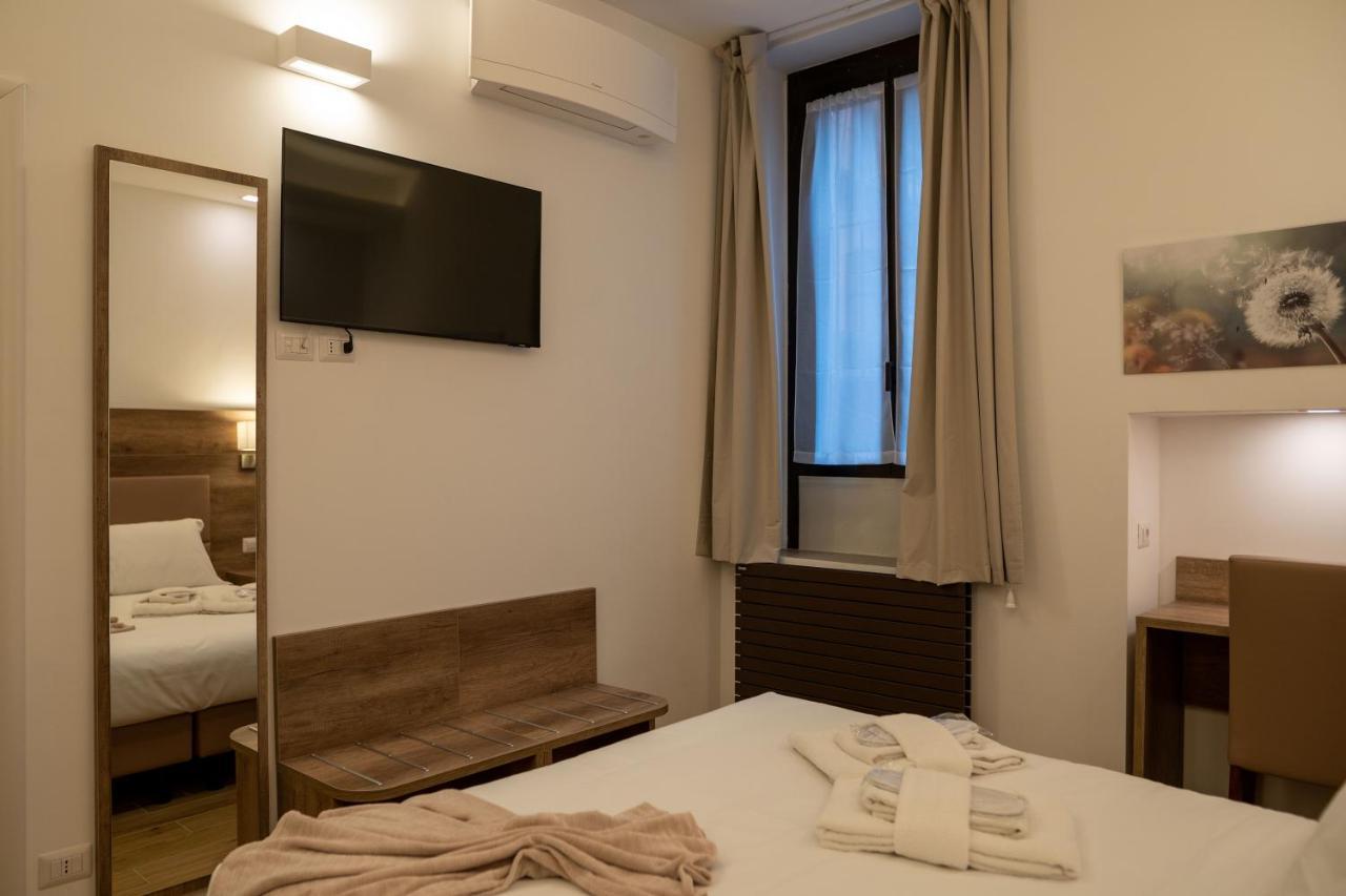 L Arche Comfort & Relax Brown Home Di Via Varesina 米兰 外观 照片