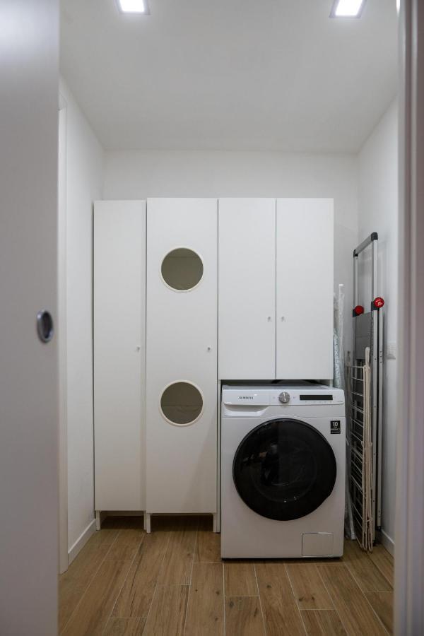 L Arche Comfort & Relax Brown Home Di Via Varesina 米兰 外观 照片